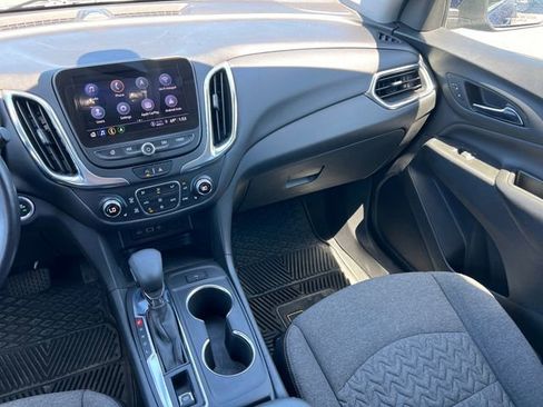 Used 2022 Chevrolet Equinox LT AWD/4WD image 34