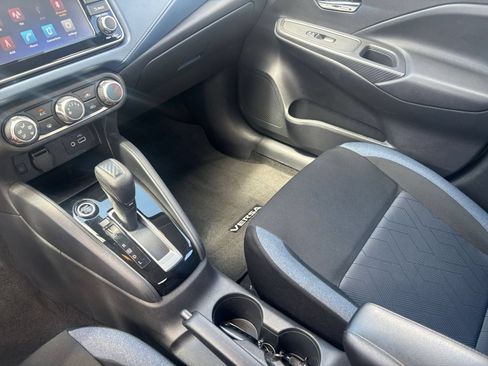 Used 2025 Nissan Versa SV FWD image 40