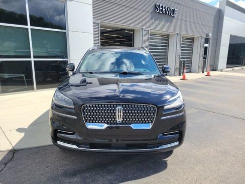 Certified 2023 Lincoln Aviator Reserve w/ Equipment Group 201A AWD/4WD image 10