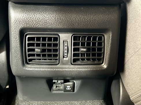 Used 2025 Toyota Camry LE image 21