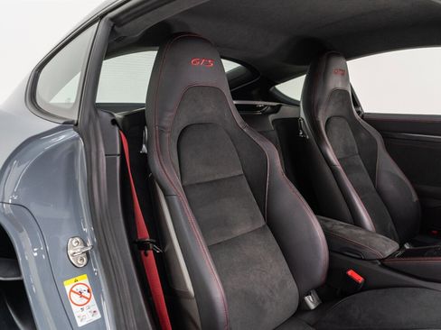 Used 2024 Porsche 718 Cayman GTS RWD image 35