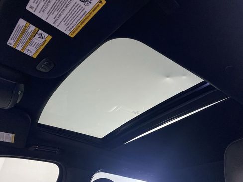 Used 2020 Lincoln Navigator L Reserve w/ Equipment Group 208A Reserve image 22