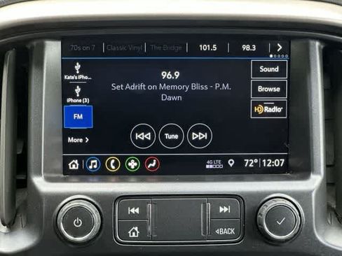 Used 2022 Chevrolet Colorado Z71 AWD/4WD image 11