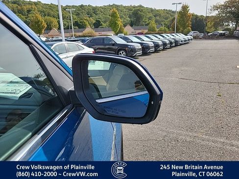 New 2026 Volkswagen Atlas Cross Sport SE image 19