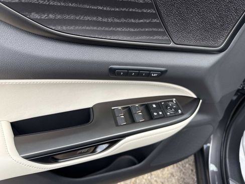 Used 2025 Lexus NX 350h AWD w/ Accessory Package (2T) image 18