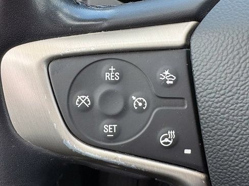 Used 2020 GMC Acadia Denali w/ Technology Package FWD image 25