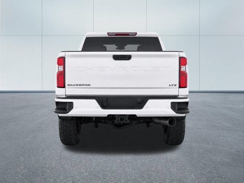 Used 2022 Chevrolet Silverado 3500 LTZ w/ LTZ Plus Package AWD/4WD image 10