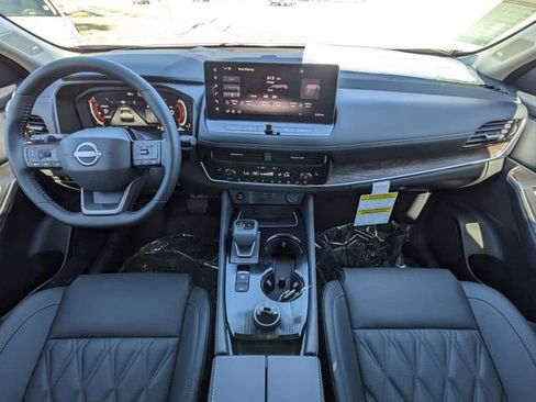 New 2026 Nissan Rogue Platinum image 17