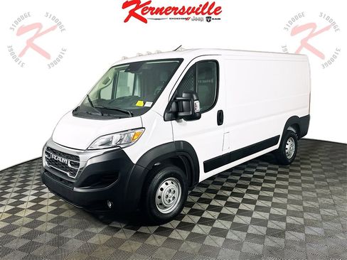 Used 2023 RAM ProMaster 2500 image 3