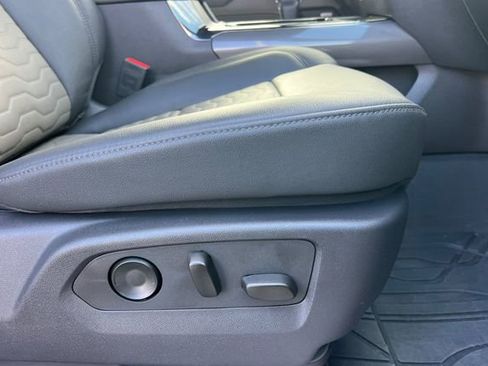 Used 2024 Chevrolet Silverado 1500 ZR2 w/ Technology Package image 23