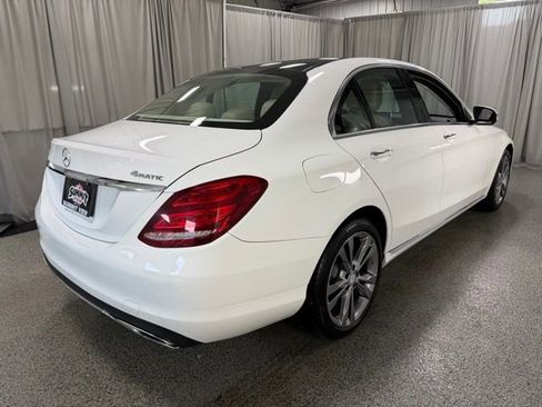 Used 2017 Mercedes-Benz C 300 4MATIC Sedan image 4