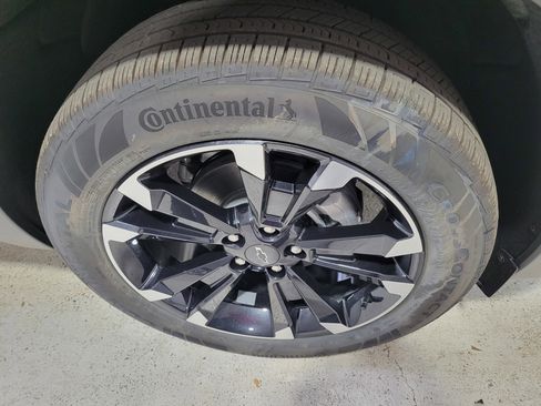 New 2026 Chevrolet Equinox RS w/ Convenience Package III image 38