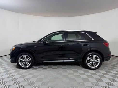 Used 2022 Audi Q3 2.0T Premium w/ Convenience Package AWD/4WD image 4