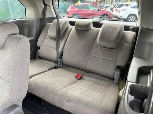 Used 2017 Honda Odyssey SE image 36
