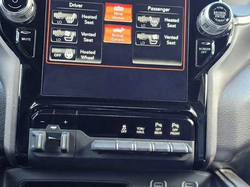 Used 2021 RAM 1500 Laramie AWD/4WD image 13