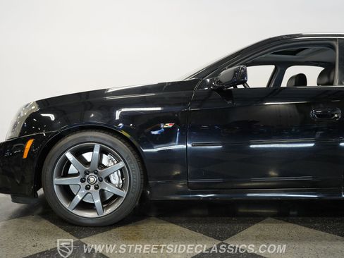 Used 2004 Cadillac CTS V image 25