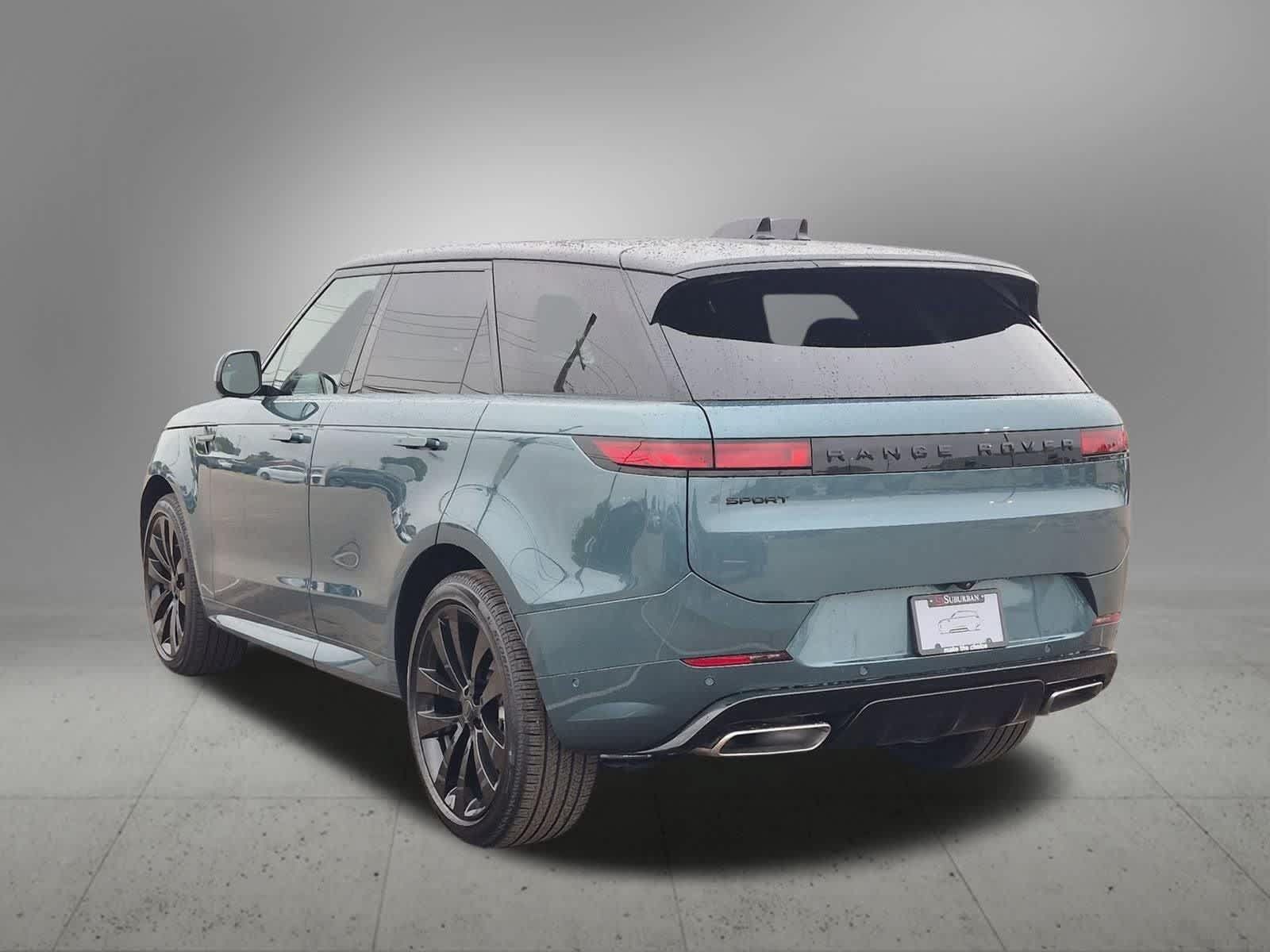 New 2027 Land Rover Range Rover Sport Dynamic SE AWD/4WD image 4
