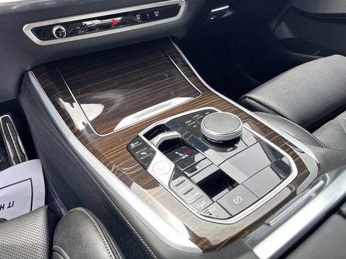 Certified 2024 BMW X5 xDrive40i w/ M Sport Package AWD/4WD image 27