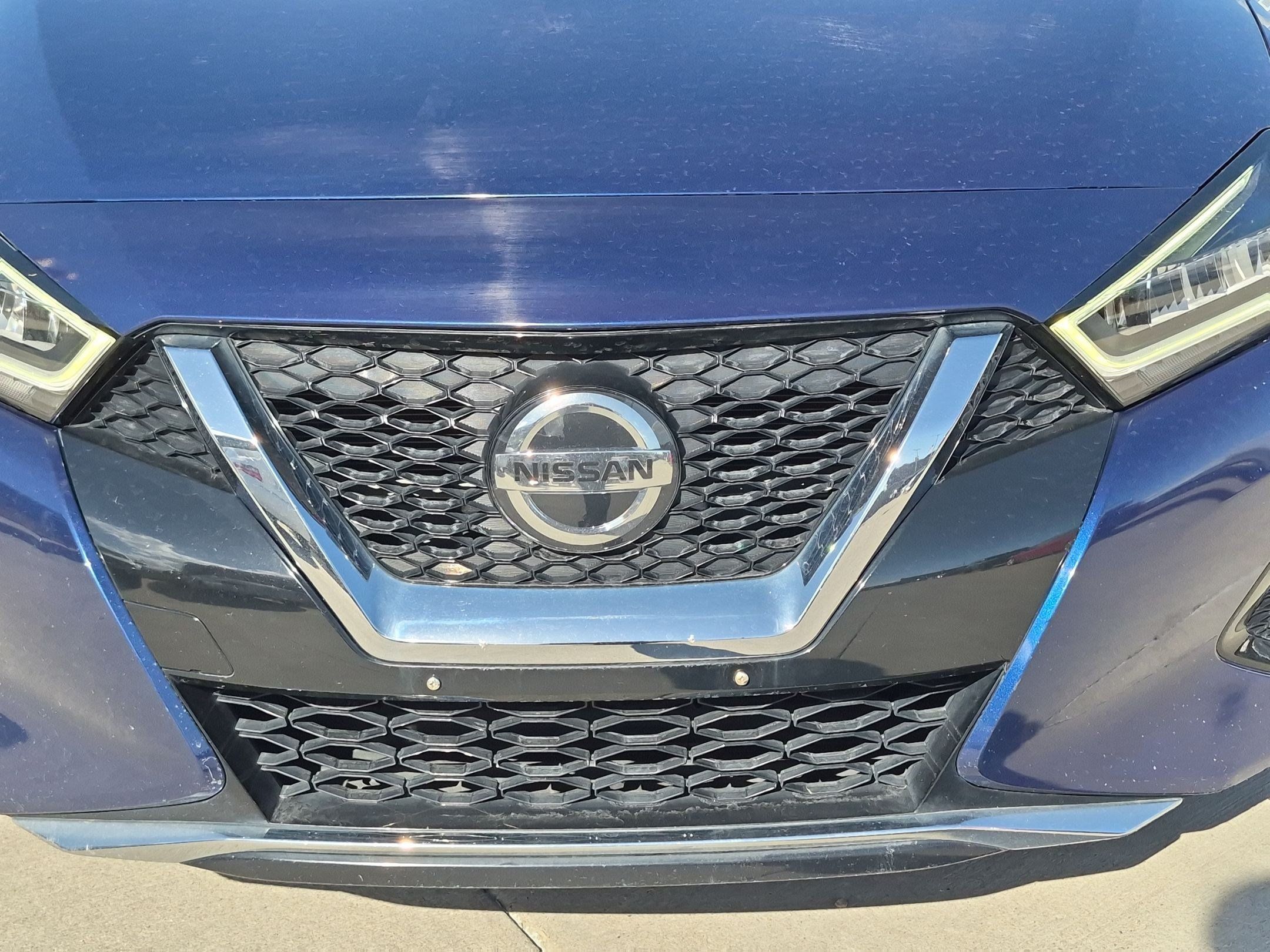 Used 2022 Nissan Maxima SV w/ Floor Mat Group FWD image 10