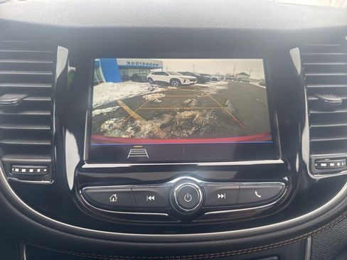 Used 2019 Chevrolet Trax LT w/ Sun & Sound Package image 30