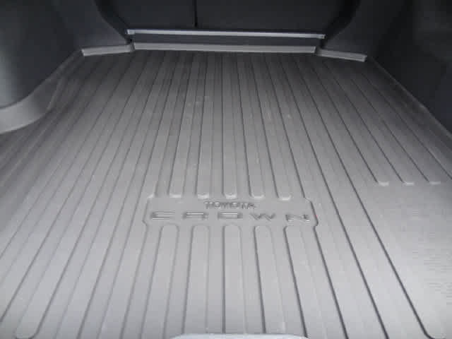 Certified 2026 Toyota Crown AWD/4WD image 9