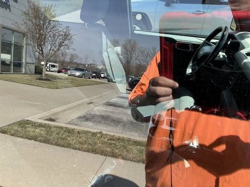 Used 2025 Ford Bronco Big Bend image 17