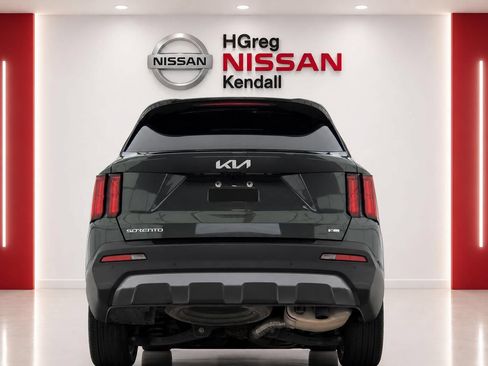 Used 2023 Kia Sorento SX Prestige AWD/4WD image 5