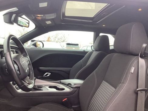 Used 2023 Dodge Challenger SXT w/ Blacktop Package image 17