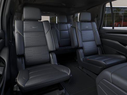New 2026 Cadillac Escalade Luxury w/ Touring Package AWD/4WD image 17