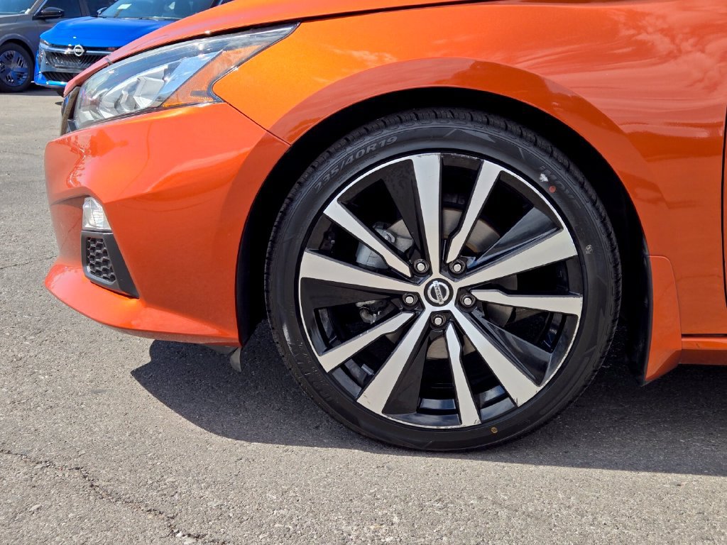Used 2019 Nissan Altima 2.5 SR w/ SR Premium Package FWD image 9