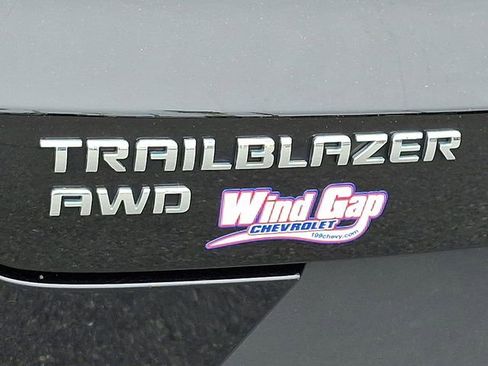Used 2023 Chevrolet TrailBlazer LT w/ Convenience Package AWD/4WD image 29