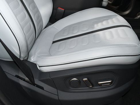 Used 2023 Rivian R1S Launch Edition AWD/4WD image 14