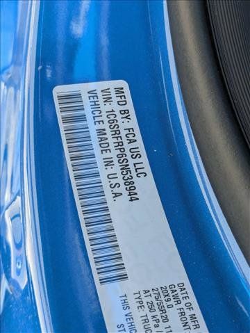 New 2025 RAM 1500 Laramie AWD/4WD image 18