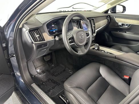 Used 2025 Volvo S90 B6 Plus w/ Protection Package Premier AWD/4WD image 15