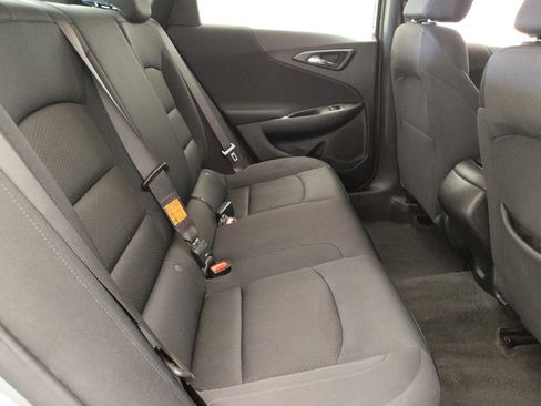 Used 2025 Chevrolet Malibu LS FWD image 19