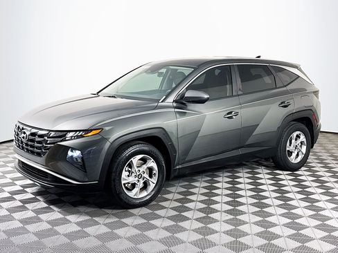 Used 2023 Hyundai Tucson SE FWD image 4