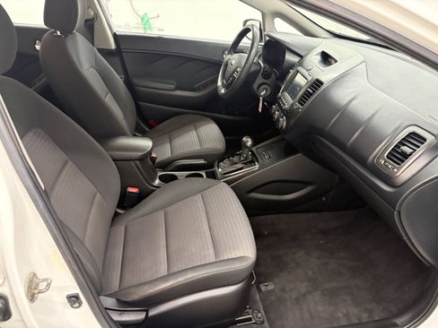 Used 2018 Kia Forte LX w/ LX Popular Package FWD image 19