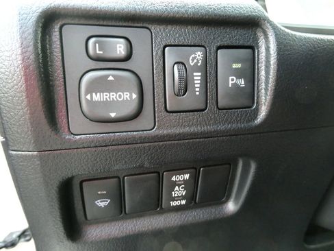 Used 2019 Toyota 4Runner 4WD image 24