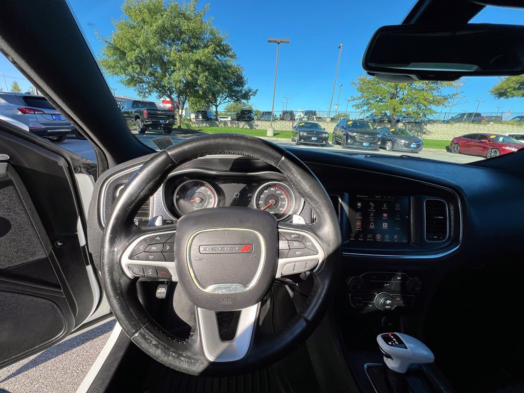Used 2016 Dodge Charger R/T RWD image 36