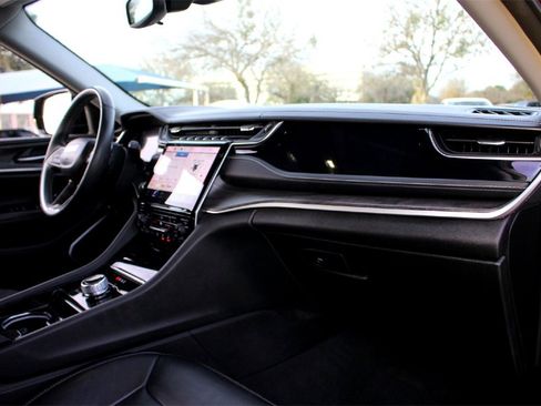 Used 2022 Jeep Grand Cherokee Limited w/ Trailer Tow Prep Group (B) image 20