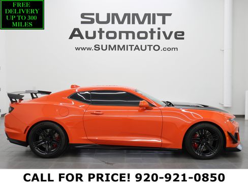 Used 2021 Chevrolet Camaro ZL1 RWD image 1