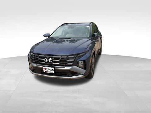 Used 2025 Hyundai Tucson SEL AWD/4WD image 4