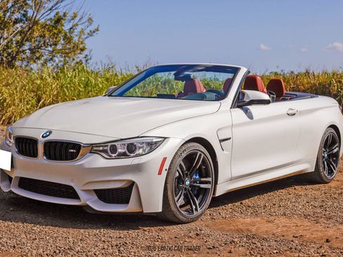 Used 2015 BMW M4 Convertible image 14