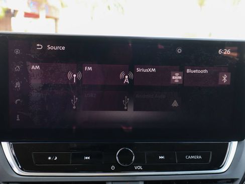 Used 2025 Nissan Altima 2.5 SR w/ SR Premium Package FWD image 32
