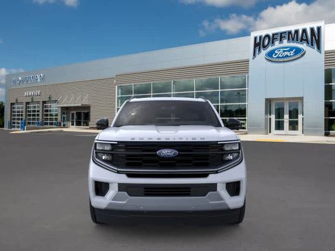 New 2026 Ford Expedition Max Platinum w/ Driver's Package image 2