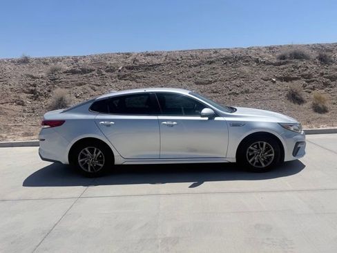 Used 2020 Kia Optima LX FWD image 3