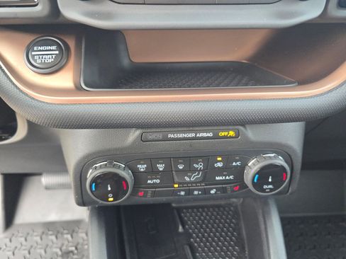 Used 2023 Ford Bronco Sport Outer Banks w/ Tech Package image 16