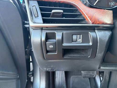 Used 2018 Cadillac CTS Luxury image 26