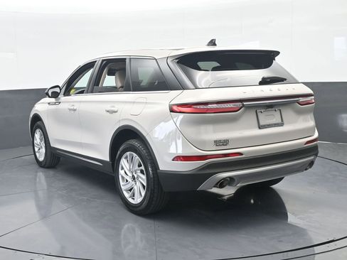 Used 2024 Lincoln Corsair FWD image 4