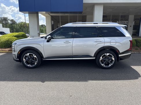 New 2026 Hyundai Palisade Limited FWD image 2